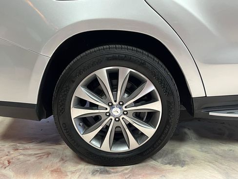 Used 2013 Mercedes-Benz GL 450 4MATIC image 37