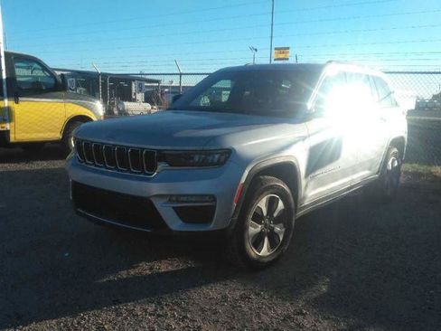 Used 2024 Jeep Grand Cherokee Limited 4xe AWD/4WD image 1