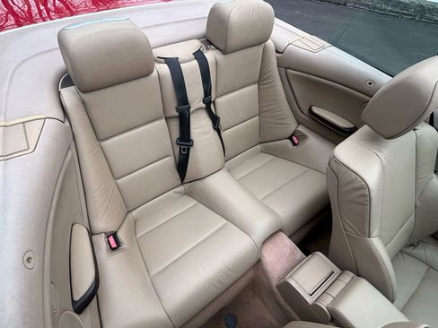 Used 2005 BMW 330Ci Convertible image 33