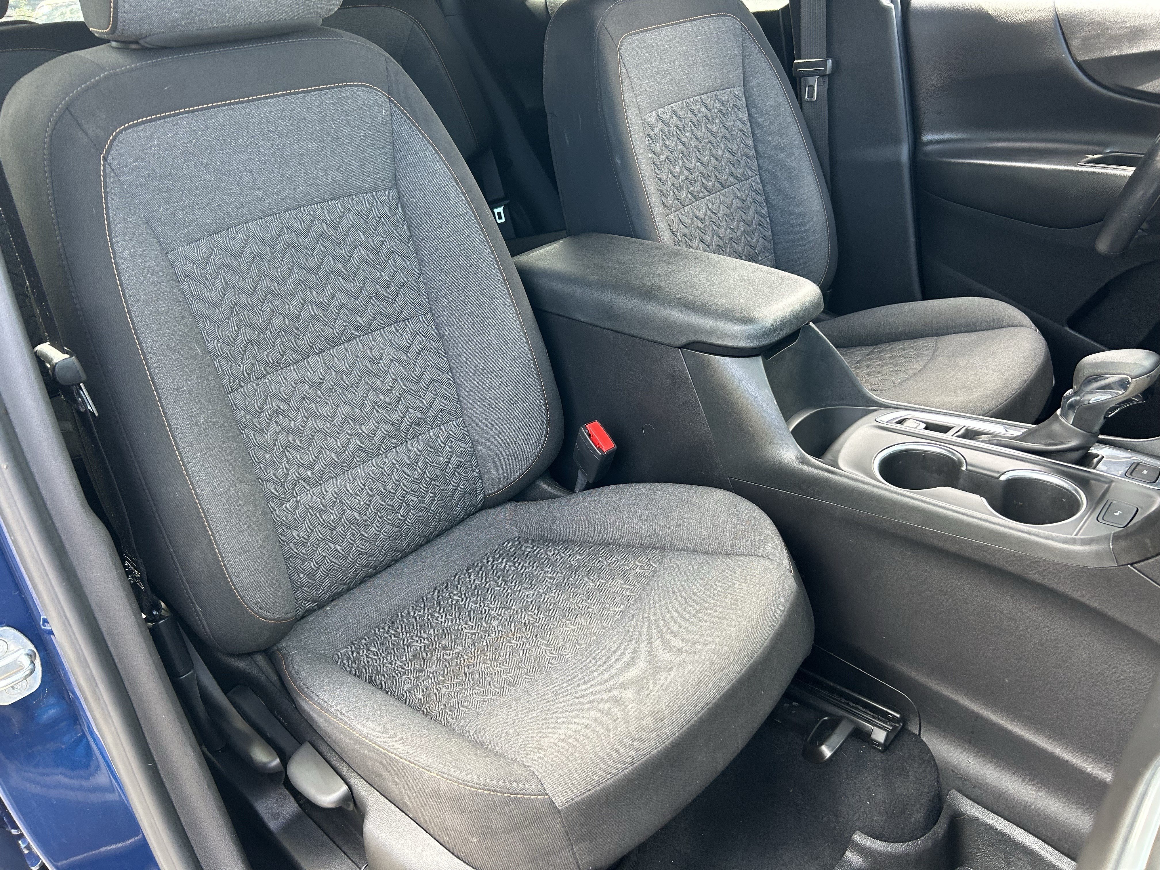 Used 2022 Chevrolet Equinox LT AWD/4WD image 8