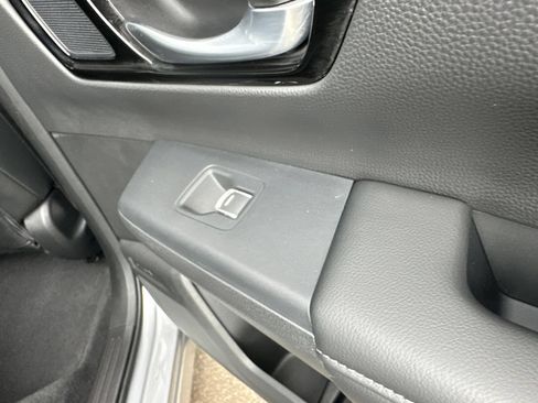 Used 2024 Honda CR-V EX-L image 33