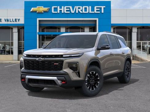 New 2026 Chevrolet Traverse Z71 w/ Enhanced Driving Package image 6