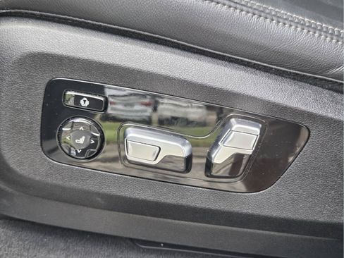 Used 2022 BMW X5 xDrive45e w/ M Sport Package AWD/4WD image 24