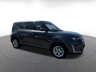 Used 2025 Kia Soul LX w/ LX Technology Package FWD video 2
