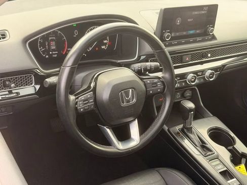 Used 2024 Honda Civic EX-L image 17