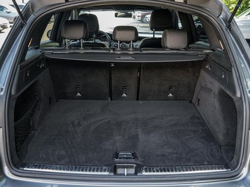 Used 2021 Mercedes-Benz GLC 300 w/ Premium Package image 35