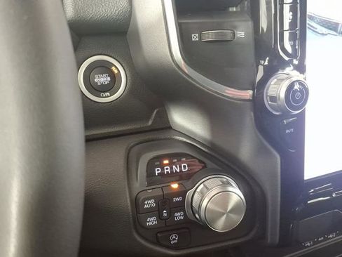 Used 2025 RAM 1500 Laramie AWD/4WD image 27