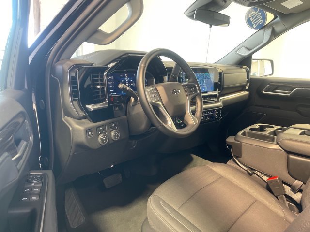 Used 2026 Chevrolet Silverado 1500 RST AWD/4WD image 6