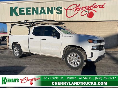 Used 2020 Chevrolet Silverado 1500 Custom w/ Custom Value Package image 1
