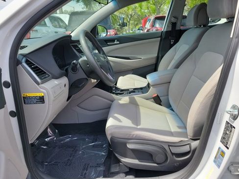 Used 2018 Hyundai Tucson SE image 15