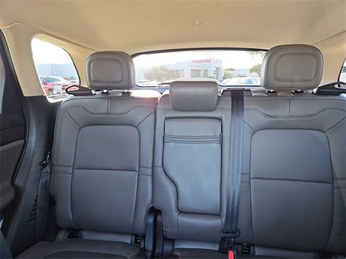 Used 2023 Lincoln Corsair Standard 4D Sport Utility image 12