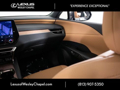 Used 2025 Lexus RX 350 Premium w/ Accessory Package (Z1) FWD image 17