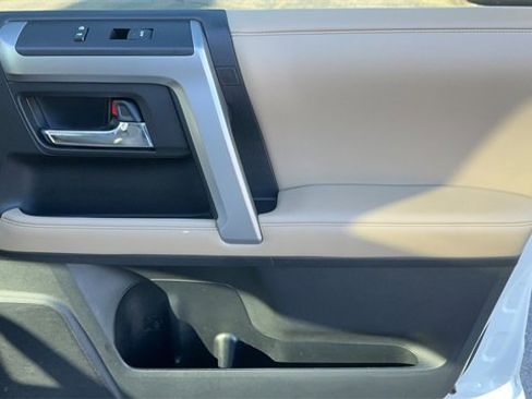 Used 2019 Toyota 4Runner Limited image 17