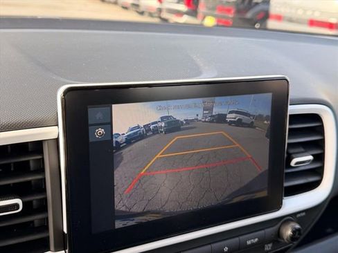 New 2026 Hyundai Venue SEL FWD image 27