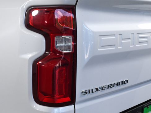 Used 2019 Chevrolet Silverado 1500 LTZ w/ LTZ Plus Package image 32