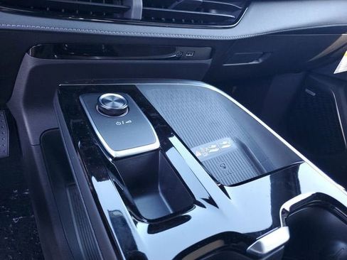 New 2026 Buick Enclave Preferred w/ Power Package FWD image 24