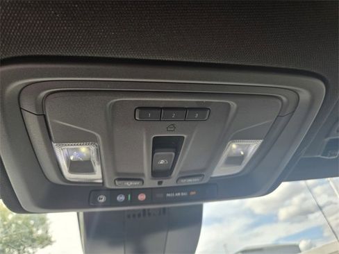 New 2026 GMC Sierra 1500 SLE w/ Preferred Package image 18