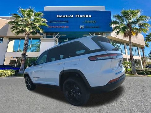 New 2026 Jeep Grand Cherokee Limited w/ Limited Altitude Package image 7