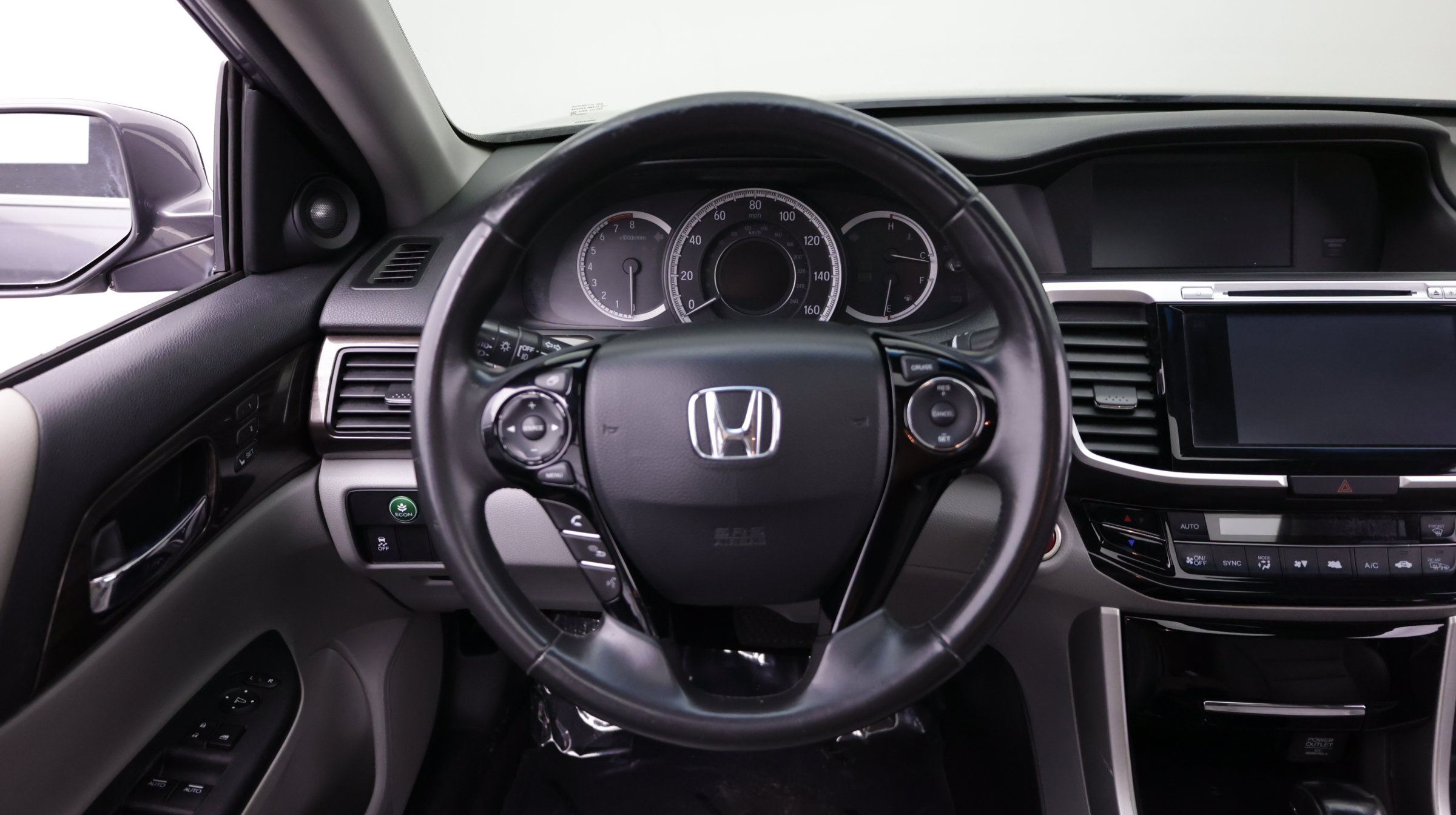 Used 2016 Honda Accord EX-L image 31
