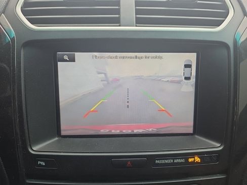 Used 2016 Ford Explorer XLT w/ Equipment Group 202A image 20