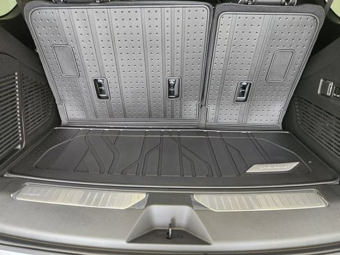 New 2026 Chevrolet Tahoe Premier AWD/4WD image 33