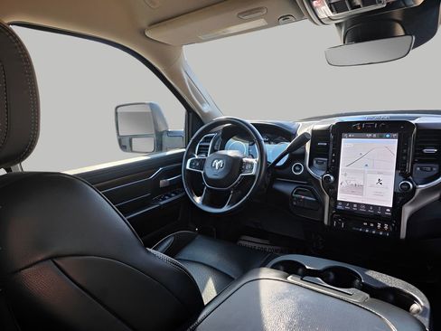 Used 2024 RAM 2500 Laramie w/ Safety Group AWD/4WD image 10