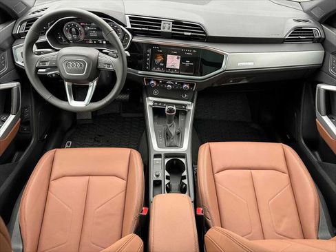 New 2025 Audi Q3 2.0T Premium Plus image 18