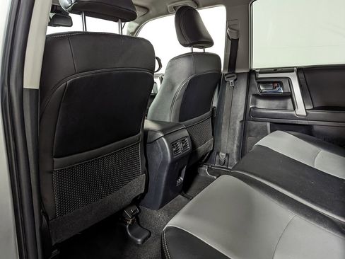 Certified 2022 Toyota 4Runner SR5 Premium image 50