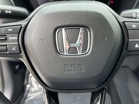 Used 2024 Honda HR-V LX image 18