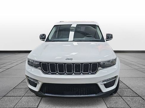 Used 2023 Jeep Grand Cherokee Limited image 2