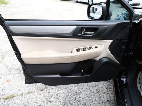 Used 2015 Subaru Legacy 2.5i Premium AWD/4WD image 15