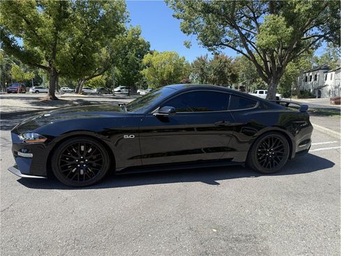 Used 2019 Ford Mustang GT w/ GT Performance Package RWD image 4