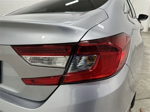 Used 2021 Honda Accord EX-L image 22