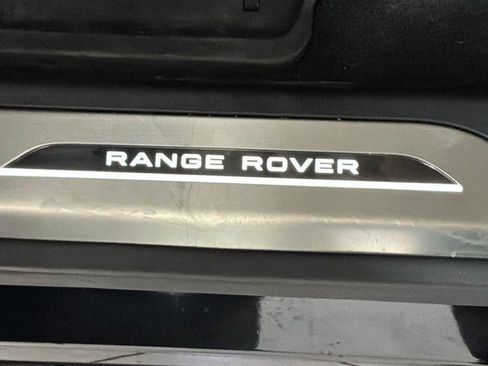 Used 2025 Land Rover Range Rover Sport SE AWD/4WD image 24