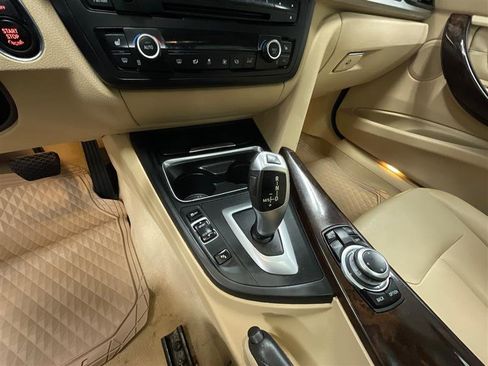 Used 2013 BMW 328i xDrive Sedan image 16