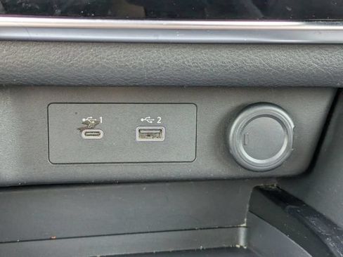 Used 2021 Nissan Rogue S FWD image 23