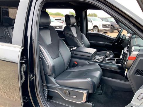 Used 2025 Ford F150 Raptor AWD/4WD image 9