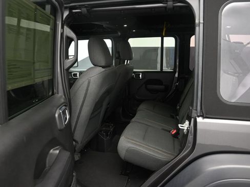 Used 2024 Jeep Wrangler Unlimited Sport AWD/4WD image 18