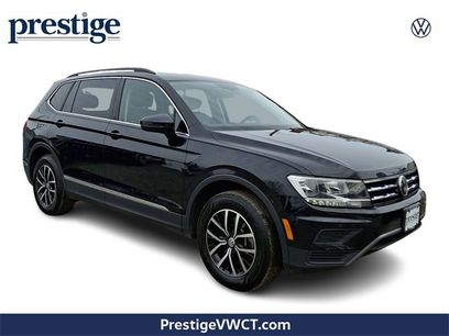 Used 2021 Volkswagen Tiguan SE w/ Panoramic Sunroof Package