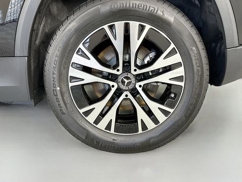 Used 2025 Mercedes-Benz GLA 250 4MATIC image 30