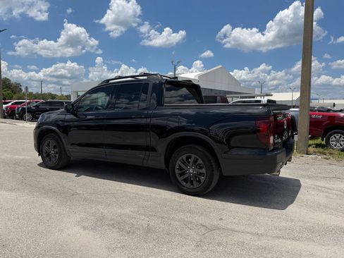 Used 2021 Honda Ridgeline Sport image 7