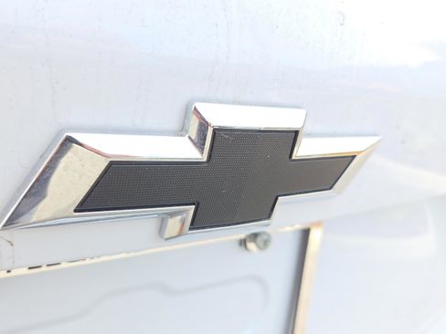 New 2026 Chevrolet Equinox RS FWD image 15