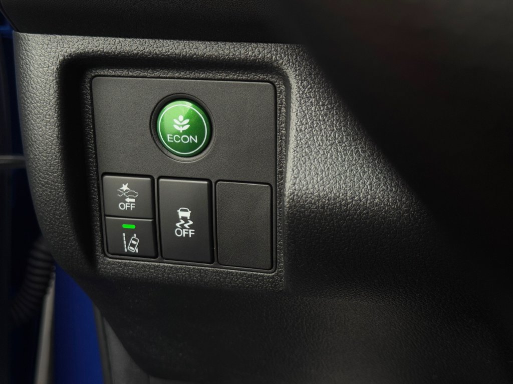 Used 2021 Honda HR-V EX image 13