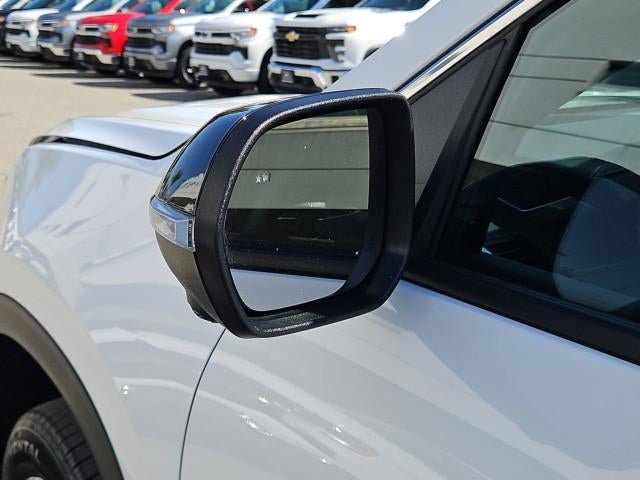 Used 2026 GMC Acadia Elevation w/ Elevation Premium Package FWD image 19
