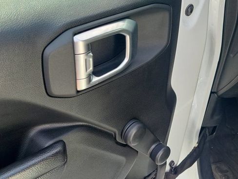 Used 2023 Jeep Wrangler Unlimited Sport AWD/4WD image 16