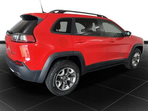 Used 2019 Jeep Cherokee Trailhawk AWD/4WD image 5