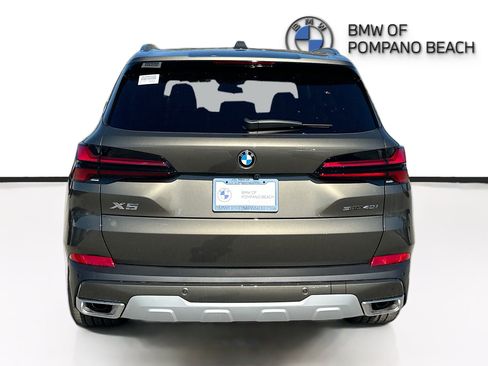 New 2026 BMW X5 sDrive40i RWD image 5