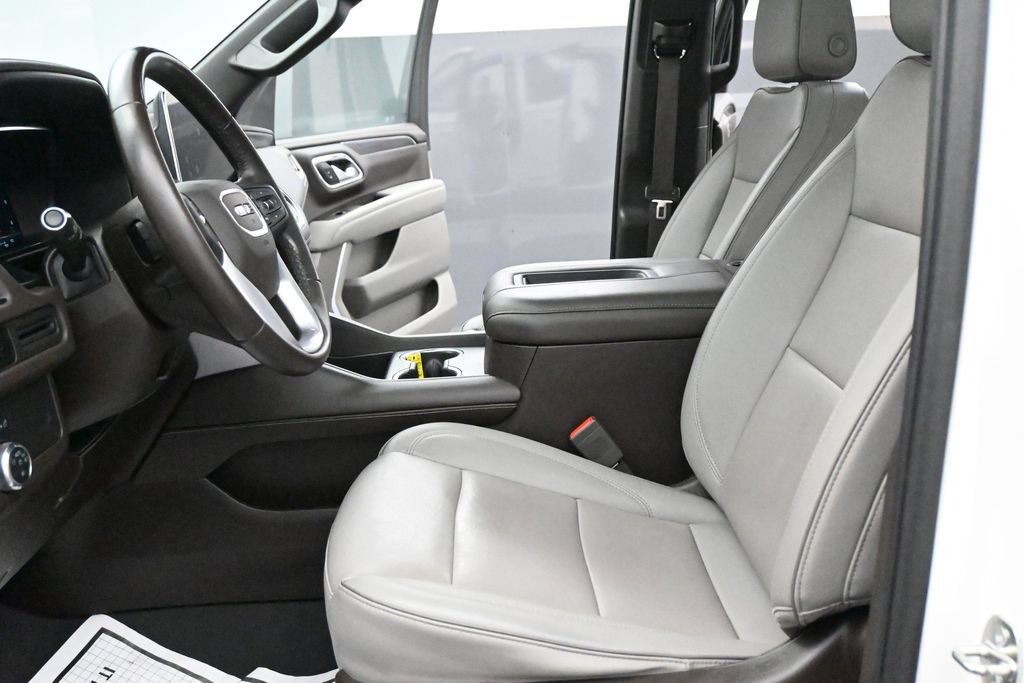 Used 2023 GMC Yukon XL SLT AWD/4WD image 9