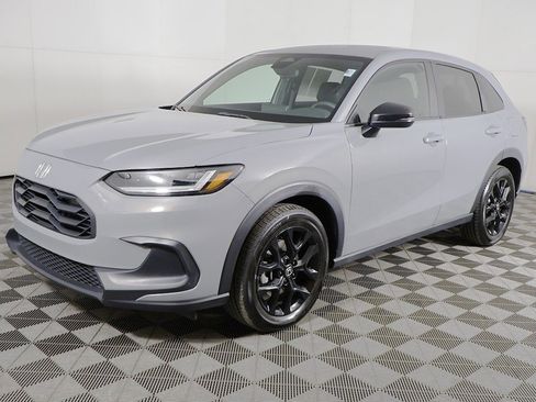 Used 2024 Honda HR-V Sport image 7