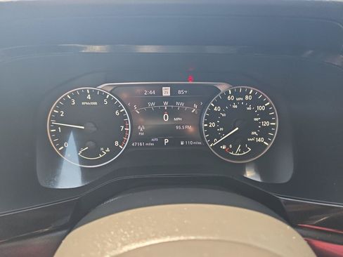 Used 2024 Nissan Pathfinder SL w/ Cargo Package AWD/4WD image 19